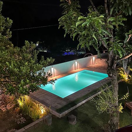 Villa Green White Unawatuna Eksteriør billede