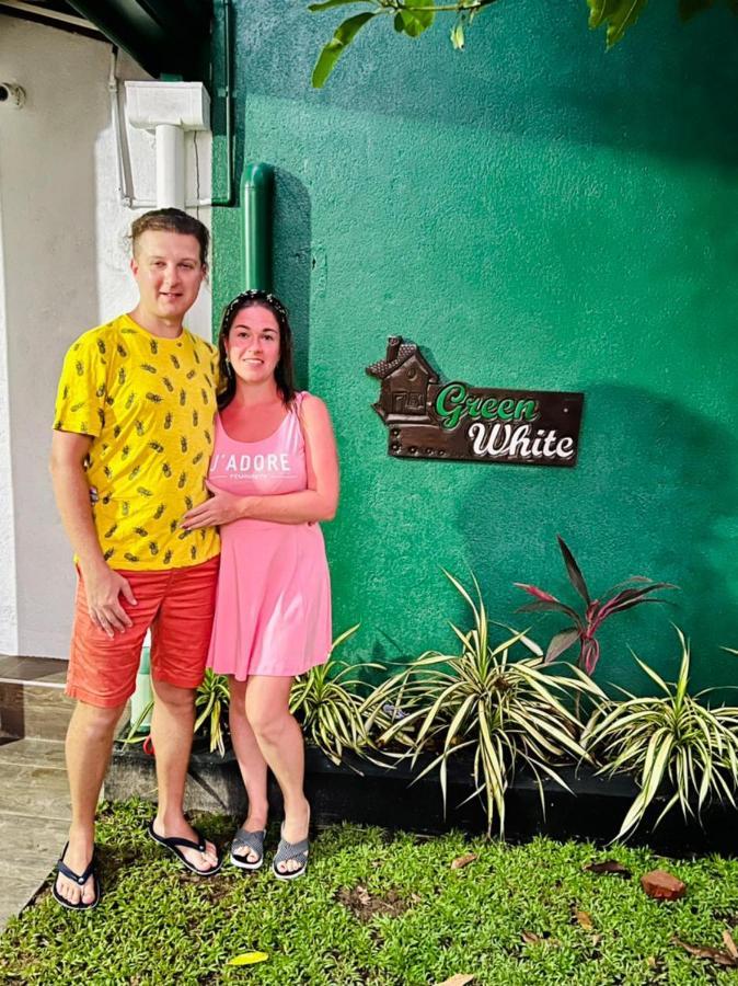 Villa Green White Unawatuna Eksteriør billede