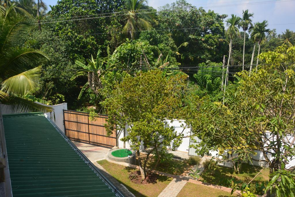Villa Green White Unawatuna Eksteriør billede
